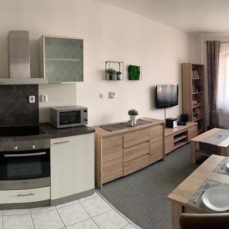 Cosy Apartment In An Excellent Location Kakaslomnic Kültér fotó